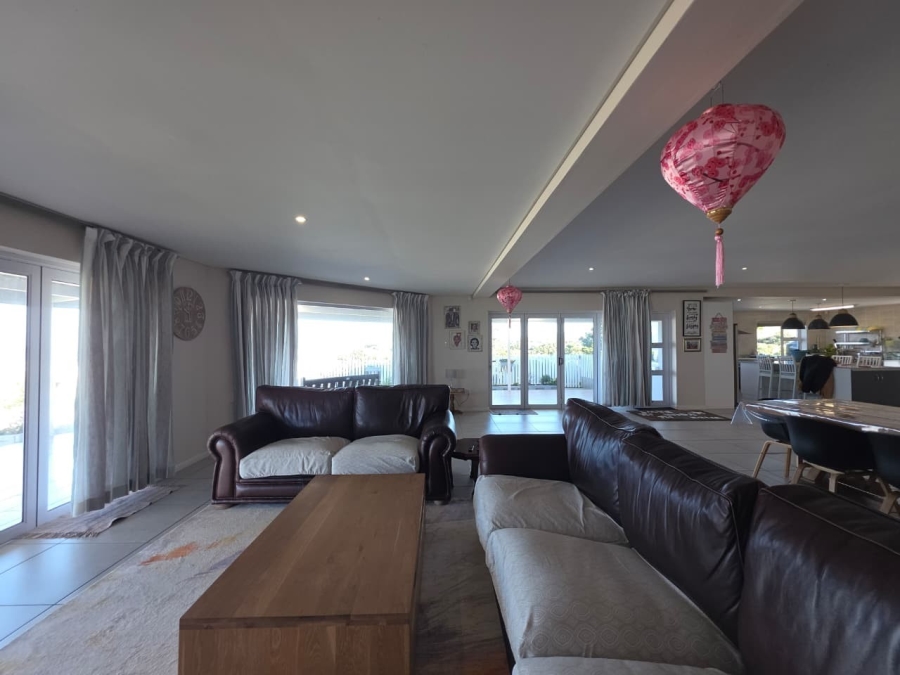 3 Bedroom Property for Sale in Cannon Rocks Eastern Cape